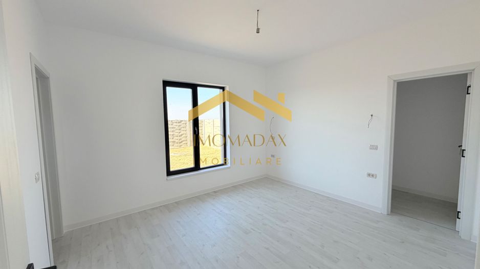 -Casa Individuala - Parter - 4 camere - - Poză 18