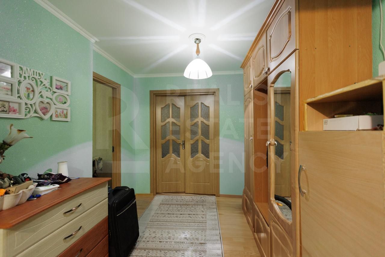Vânzare, apartament, 3 camere, str. Ștefan Vodă, Vatra. - Poză 4