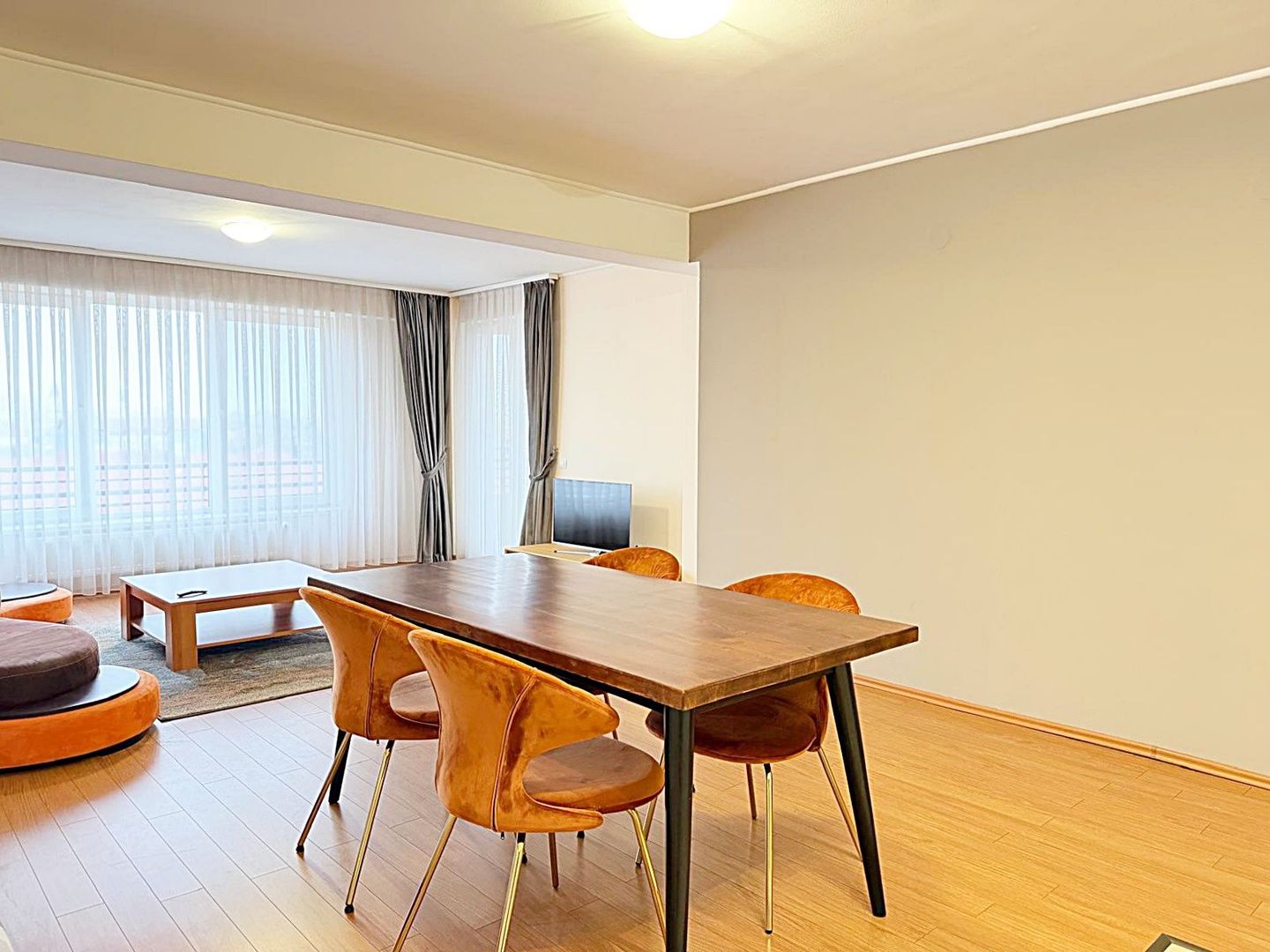 Apartament cu 2 camera in Cartierul Luceafarul din Oradea - Poză 2