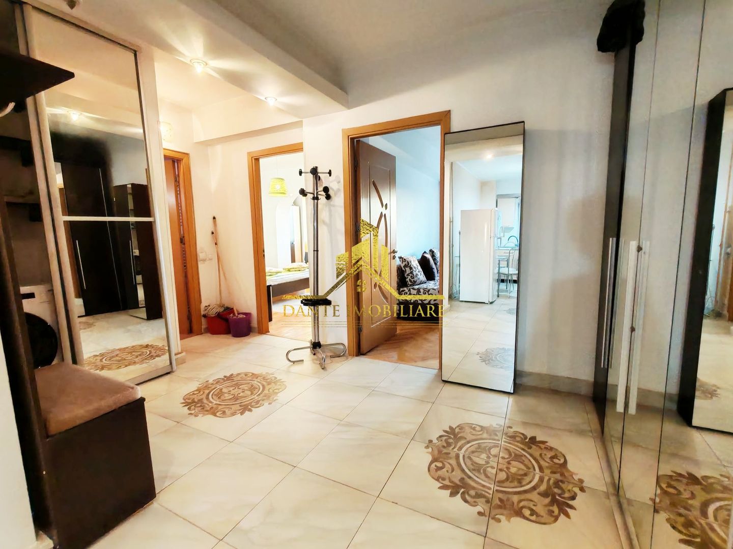 3 camere, decomandat, modern, balcon, zona Centrala, Pta Cipariu - Poză 10