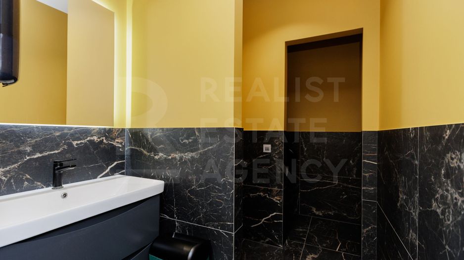 Chirie, spațiu comercial, amplasat în Ungheni, str. Mihai Eminescu - Poză 17