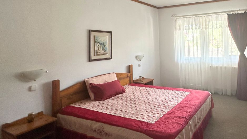 Vânzare casă Individuală 12 Camere la 5 minute de Castelul Bran - Poză 9