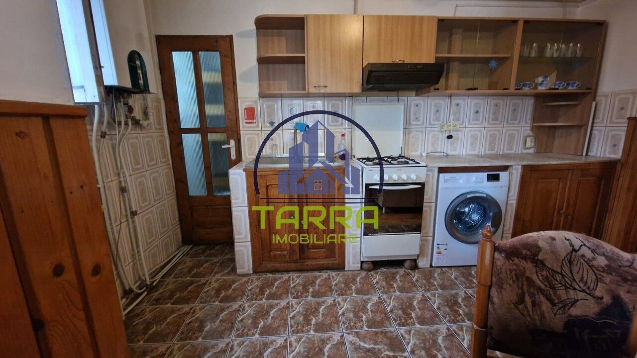 Apartament 3 camere de vazare in Alba Iulia zona Centru - Poză 6