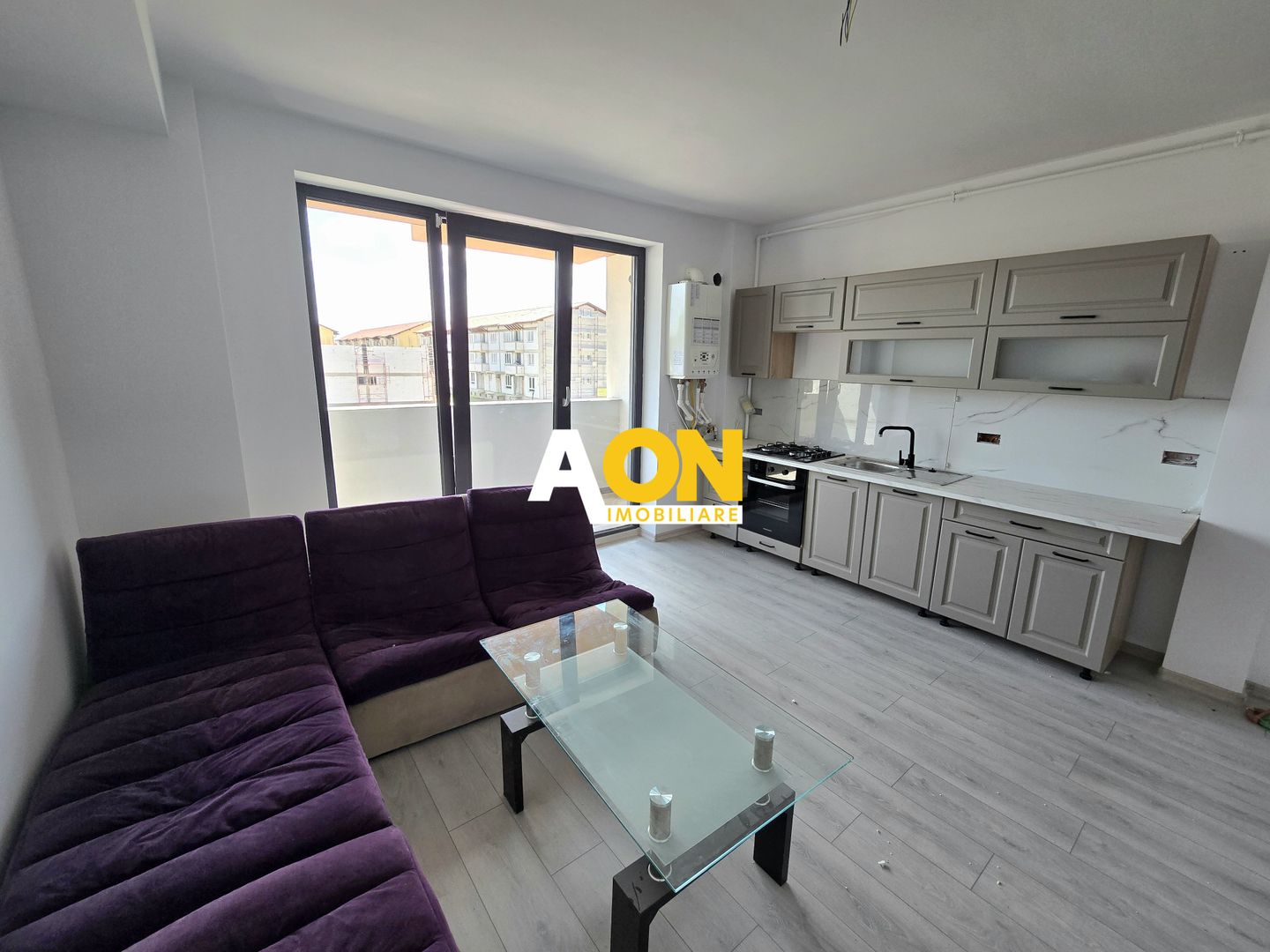 Apartament cu 2 Camere, Bloc Nou, Zona Alba Mall - Poză 1