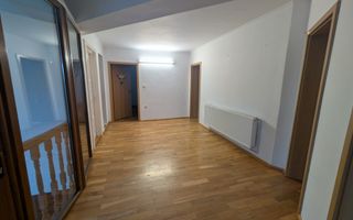 Casa/Spatiu de birou,Andrei Muresanu, 9 Camere,10 Parcari,Curte 2000mp - Poză 10