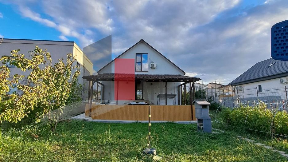 Casa individuala Valu lu Traian - teren mare 1000 mp - Poză 2