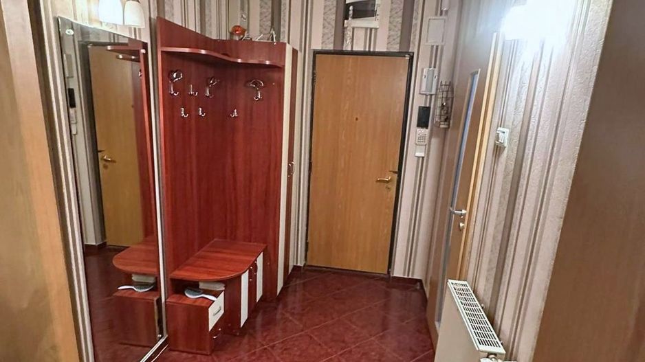 4 camere confort 1, centrală proprie, 2 băi, Titan - Poză 3