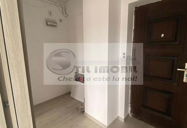 Ap. 1 camera Decomandat Bucium-Visan intabulat 0% comision - Poză 2