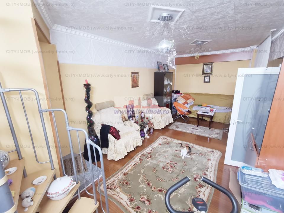 Vanzare casa Andronache - Poză 2