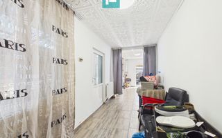 Casă cu 3 camere de vânzare în zona Bujac - Poză 4