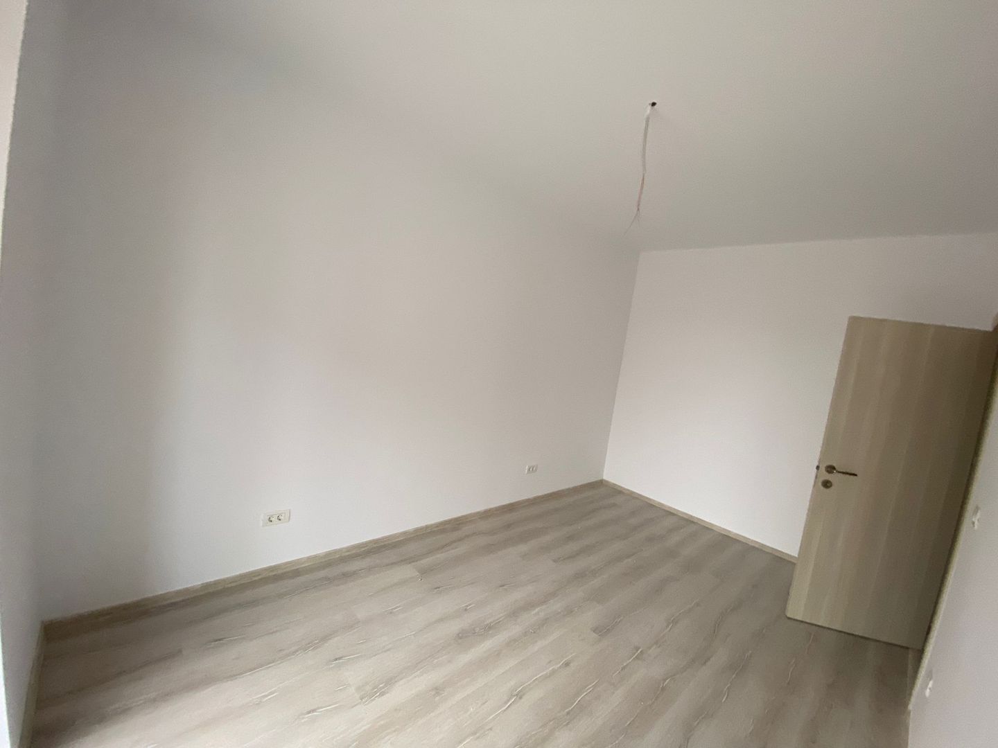 Giroc-ESO | Apartamente de 2 si 3 camere| Bloc cu lift - Poză 11