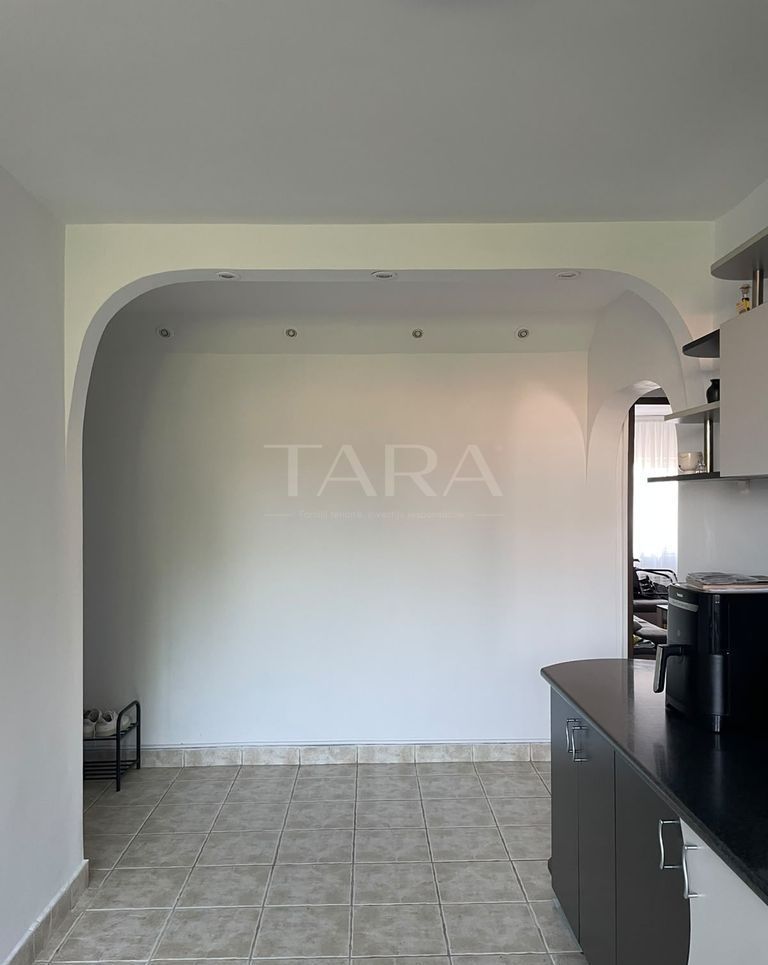 Apartament in zona Liceului de Informatică „Tiberiu Popoviciu” - Poză 10
