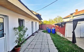 Vanzare casa cu teren 1800 mp, Pitesti str Bananai, la intrare - Poză 5