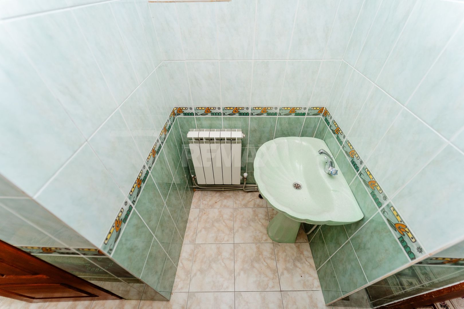 Casă  în 2 nivele - Durlești - Poză 15