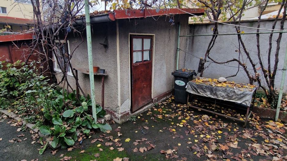De vanzare teren + casa 3 camere, zona Rahova - Ferentari - Poză 2