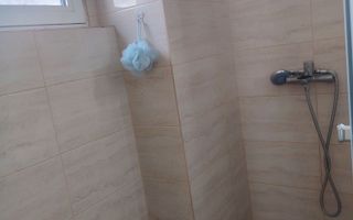 Camera libera într-o zonă linistita - Poză 4