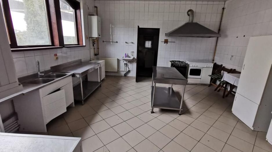 Pensiune Breaza 16 camere cu restaurant- Oportunitate! - Poză 7