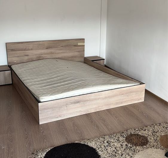 Casa la curte 3 camere baie bucatarie - Poză 3