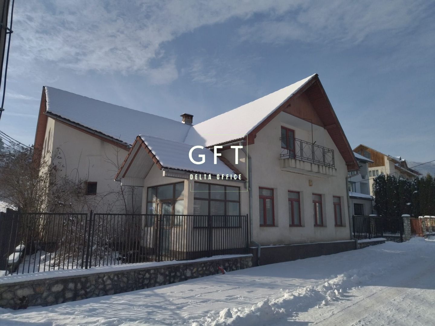 Spatiu comercial -ideal  locuire /pensiune/cabinet/birouri- Sangeorz-Bai - Poză 1