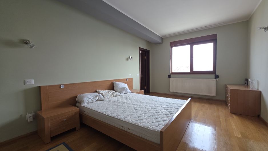 Reducere pret! ! Vila top cu piscina inchisa,  incalzita, barbeque - Poză 18