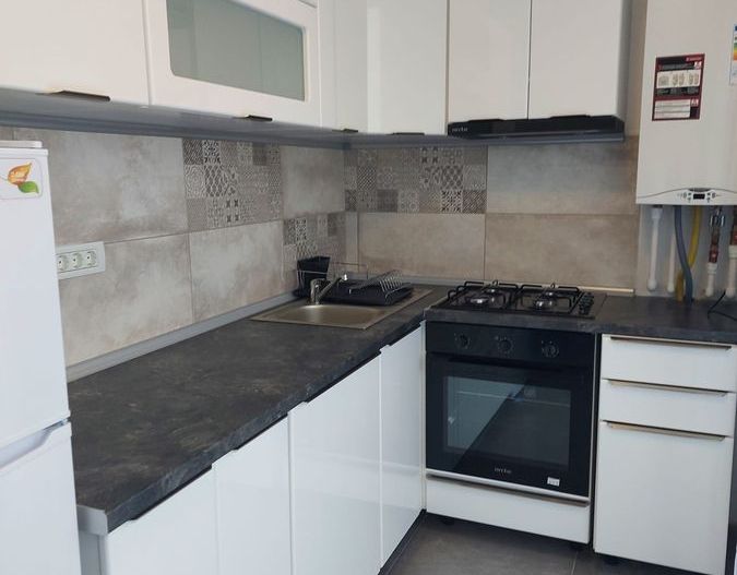 Închiriez garsonieră spațioasă,Vitan, metrou aproape, centrală proprie - Poză 7