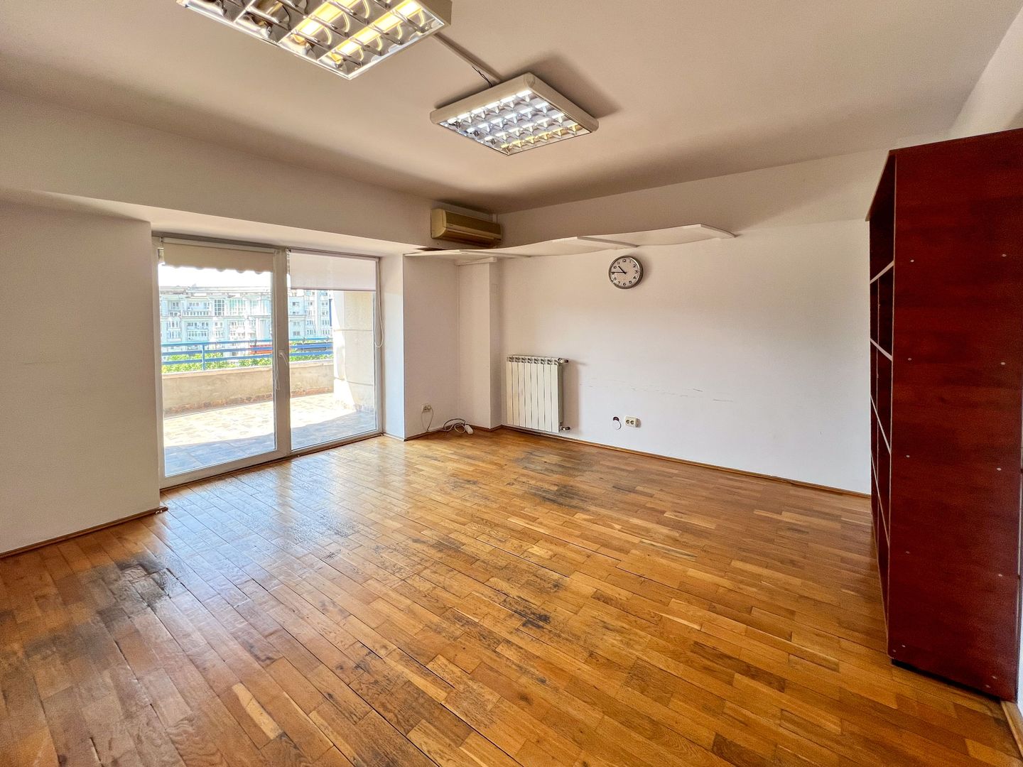 Duplex reprezentativ de închiriat – 240 mp | Bulevardul Unirii 61 - Poză 25