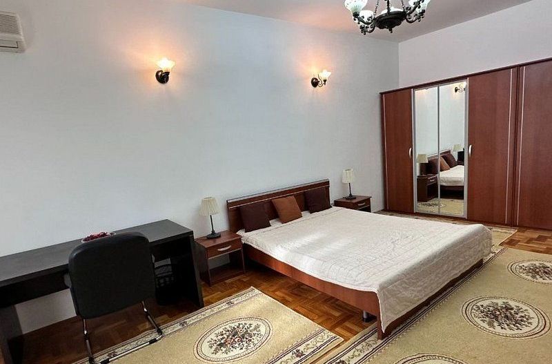 Elegant 3-room apartment | Herastrau | Underground parking - Poză 2