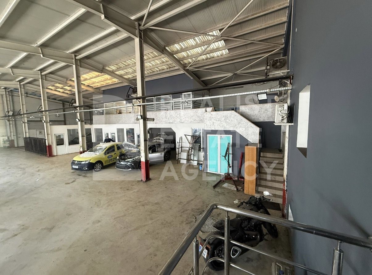 Service auto de închiriat, 6 elevatoare, Iași - Poză 5