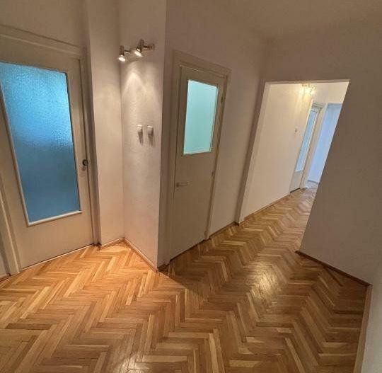 Apartament 3 camere zona Dorobanti etaj 1 cu Garaj - Poză 3