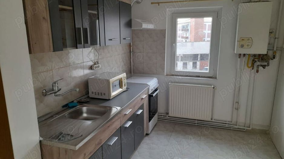 Ag BRASADAS vinde apt 2 cam etaj 3/4 in Micro 16. - Poză 1