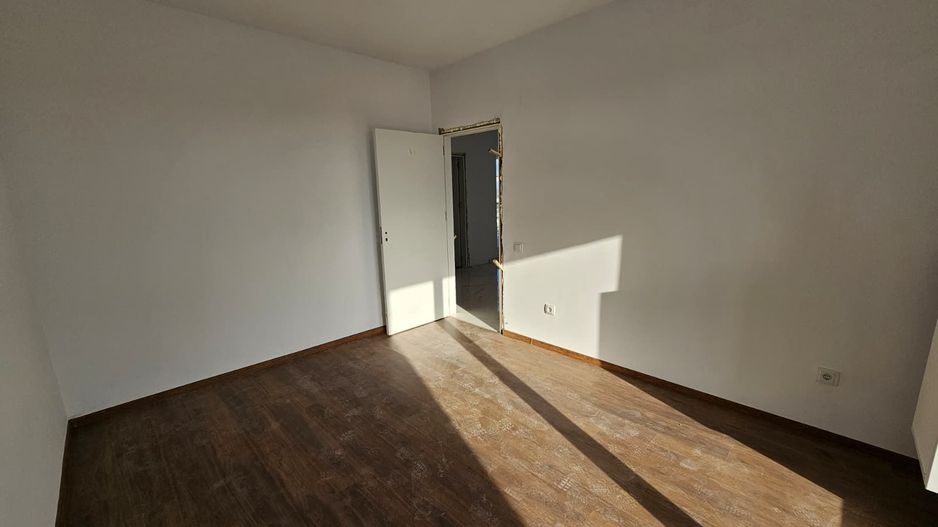 4 camere Gata de mutat -Loc de parcare bonus-Titan Pallady - Poză 5