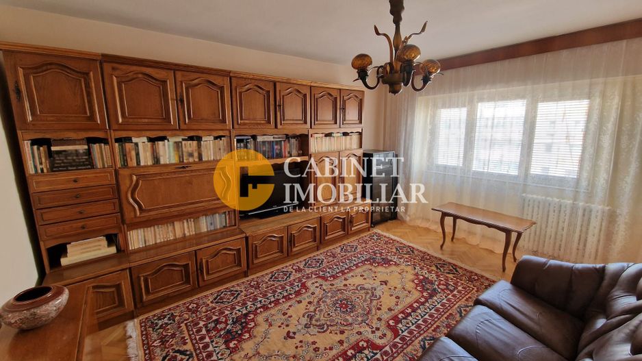 GARA - ARCU - 3 CAMERE DECOMANDAT - ETAJ INTERMEDIAR - BOXĂ + LOC DE PARCARE - Poză 1