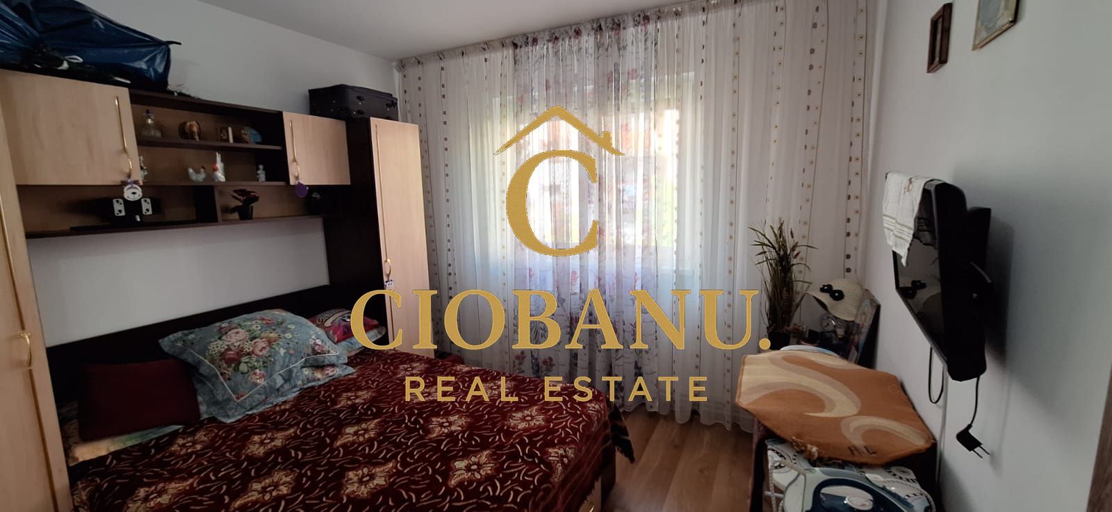 Apartament 3 camere ETAJ 1 de vanzare zona Craiovita Noua - Poză 2