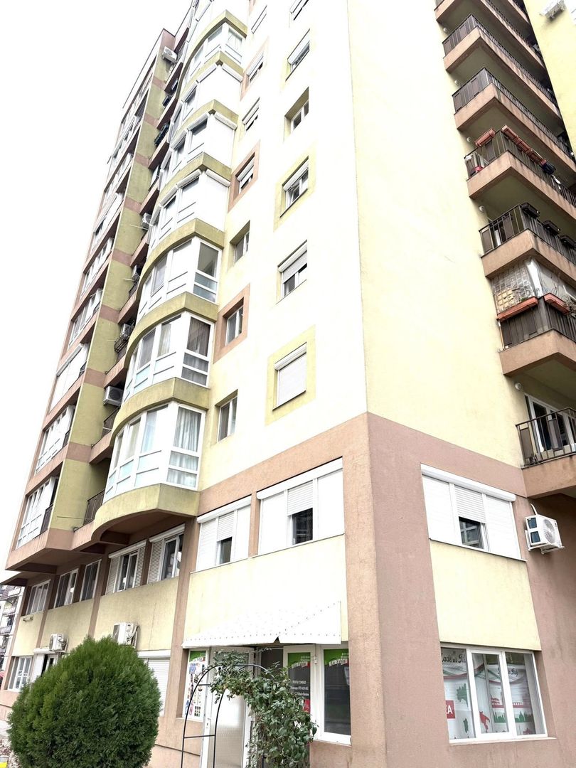 Inchiriere apart. 3 cam. Prima Residence Nufărul, Oradea - Poză 9