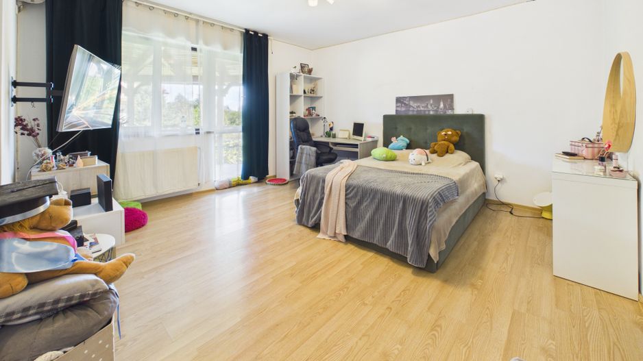 Vilă 10 camere + spațiu comercial | teren 1.300 mp | Otopeni 23 August - Poză 10