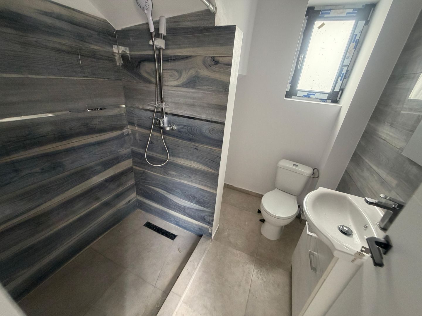 CASA INDIVIDUALA - SAFIRULUI, TOATE UTILITATILE, FINALIZATA, COMIS 0% - Poză 13