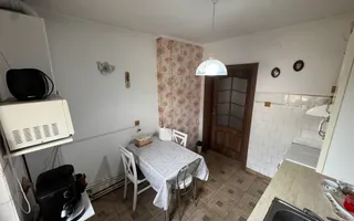 Casă p+1 formata din doua apartamente - Poză 13