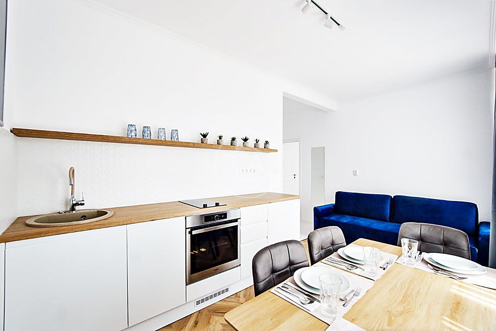 Apartament la casa, de inchiriat cu 2 camere in zona Centrala, Oradea - Poză 7