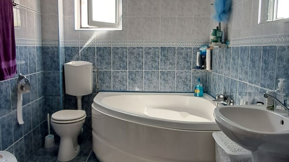 Giurgiului 5 camere, garaj subteran, utilitati, statii stb si metrou - Poză 11