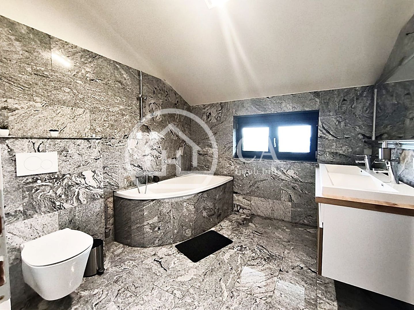 Apartament la casa de închiriat cu 3 camere în Cihei - Poză 17