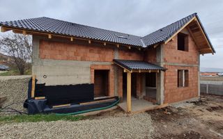 Casa 4 Camere la Rosu, 386 mp, Alba-Micesti - Poză 1