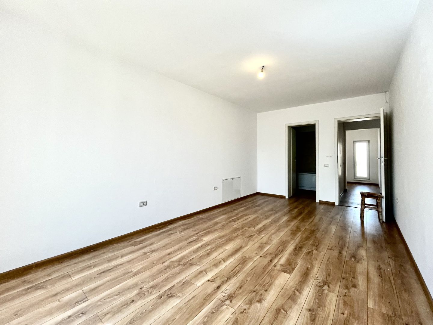 Duplex spațios și luminos | Giroc | Ideal locuință/ birou / grădiniță - Poză 23