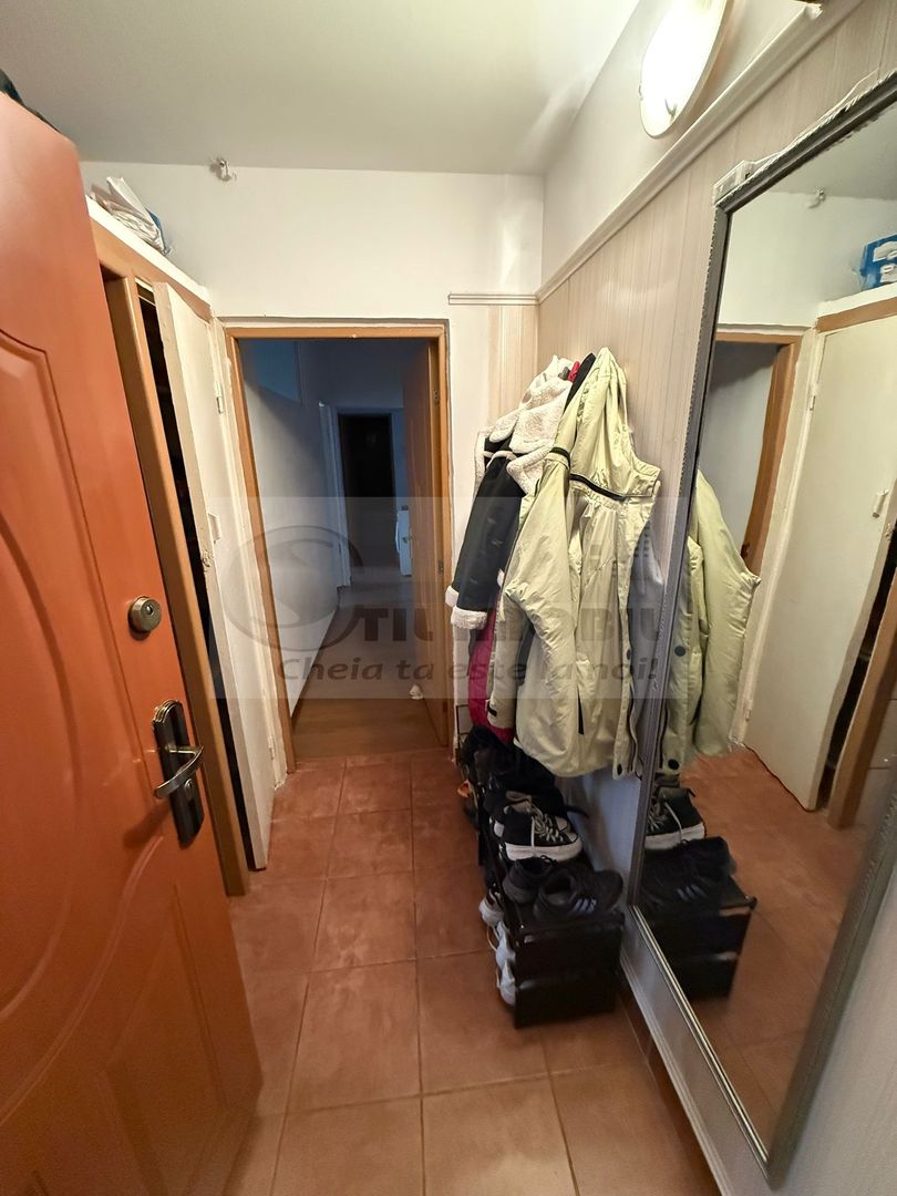 Apartament 2 camere, investiție cu chiriași 92000 EURO - Poză 12