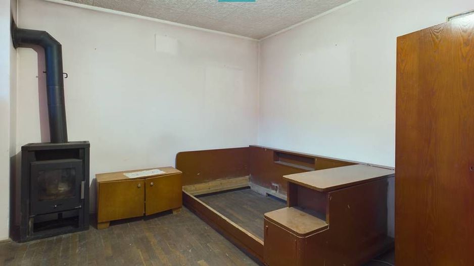 Casă/vilă cu 6 camere în Curtici - Poză 10