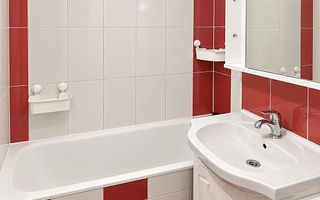 Ultracentral & Confortabil! Ap. 2 Camere, Etaj 1, Loc Parcare - Poză 4