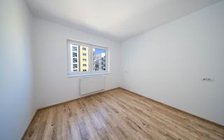 Apartamente 2 camere  Cartierul Tractorul  /  Mall Coresi - Poză 6