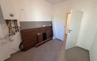 Disponibil imediat. Decomandat. Pozitie excelenta - Poză 1