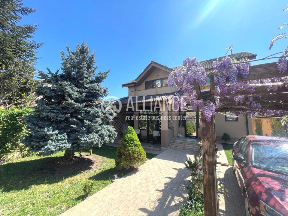 COICIU (Cod 01) Armonie și Eleganță pentru Două Generații! - Poză 1