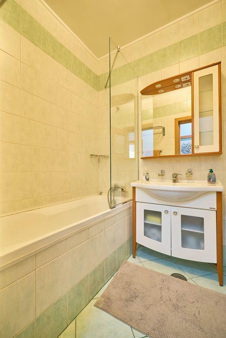 Apartament cu 3 camere decomandat în Herăstrău - Poză 18