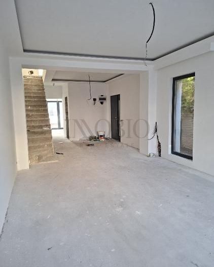 Vilă Modernă în Corbeanca – Ostratu | Rezidență Privată - Poză 7